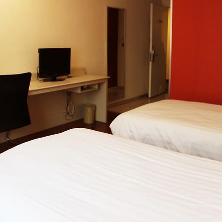 Hanting Hotel Baoji Gaoxin South Railway Station Branch Habitación foto
